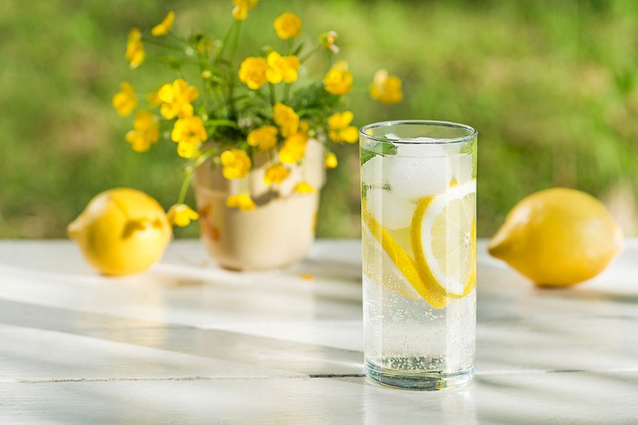 Minuman Ini Lebih Ampuh Bakar Kalori Dibanding Air Lemon