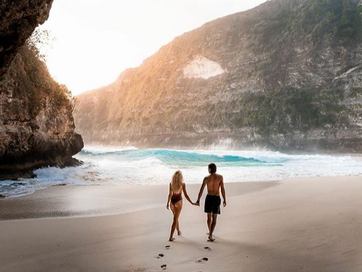 Berikut 3 Keindahan Pantai di Indonesia yang Wajib Dikunjungi Saat Berlibur Berikut 3 Keindahan Pantai di Indonesia yang Wajib Dikunjungi Saat Berlibur