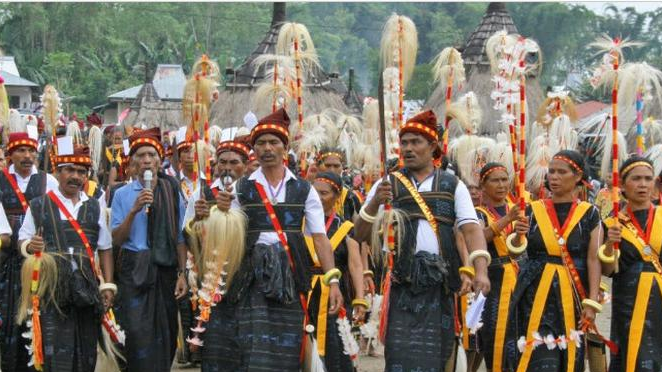 Tradisi Upacara Reba yang Hanya Dilakukan Setahun Sekali di Kabupaten Ngada NTT