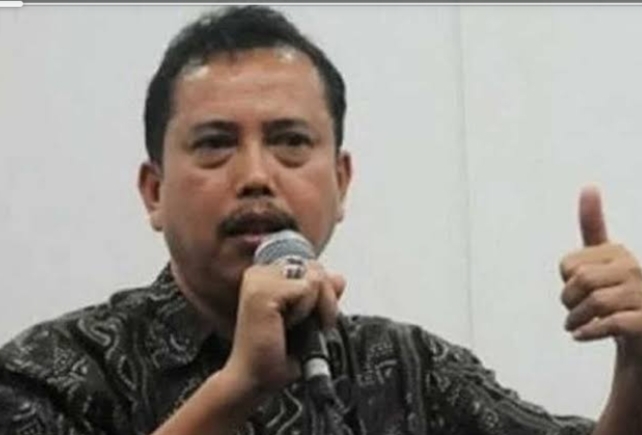 Neta S Pane: Jokowi Makin Ngawur, Mudik Dilarang Kok TKA Diizinkan Masuk