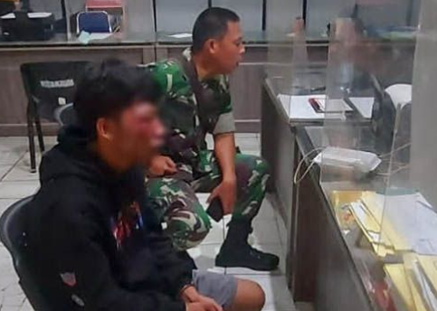 2 Anggota TNI Vs 9 Begal di Pasar Kebayoran Baru, Endingnya Cukup Menegangkan, Tuh Lihat