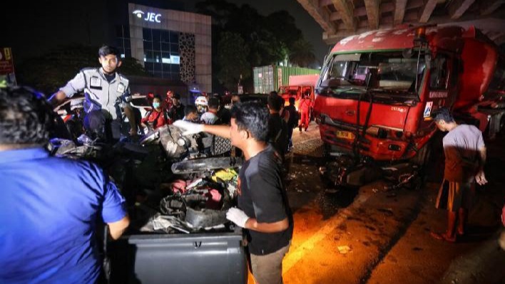 Mengerikan, Begini Detik-detik Kecelakaan Maut Truk Pertamina di Cibubur, 11 Orang Tewas, 25 Luka-luka