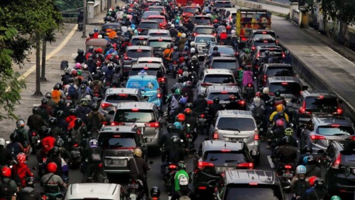Dear Warga DKI Jakarta Pemilik Kendaraan Bermotor, Dinas Lingkungan Hidup Keluarkan Kebijakan Ini, Anda Wajib Patuh!